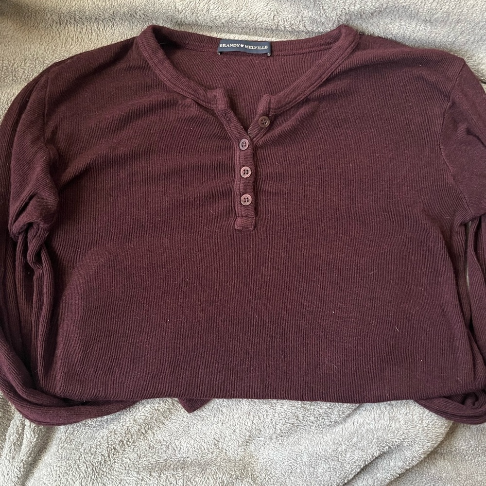 Brandy Melville sweater